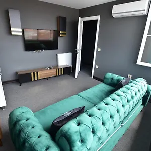https://bizim-suit.istanbul-turkeyhotels.com